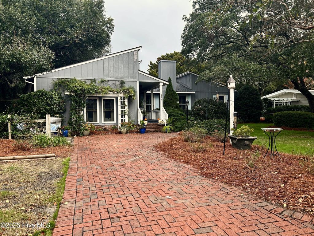 Photo of 4120 Sound Drive W #0, Morehead City, NC 28557 (MLS # 100539137)