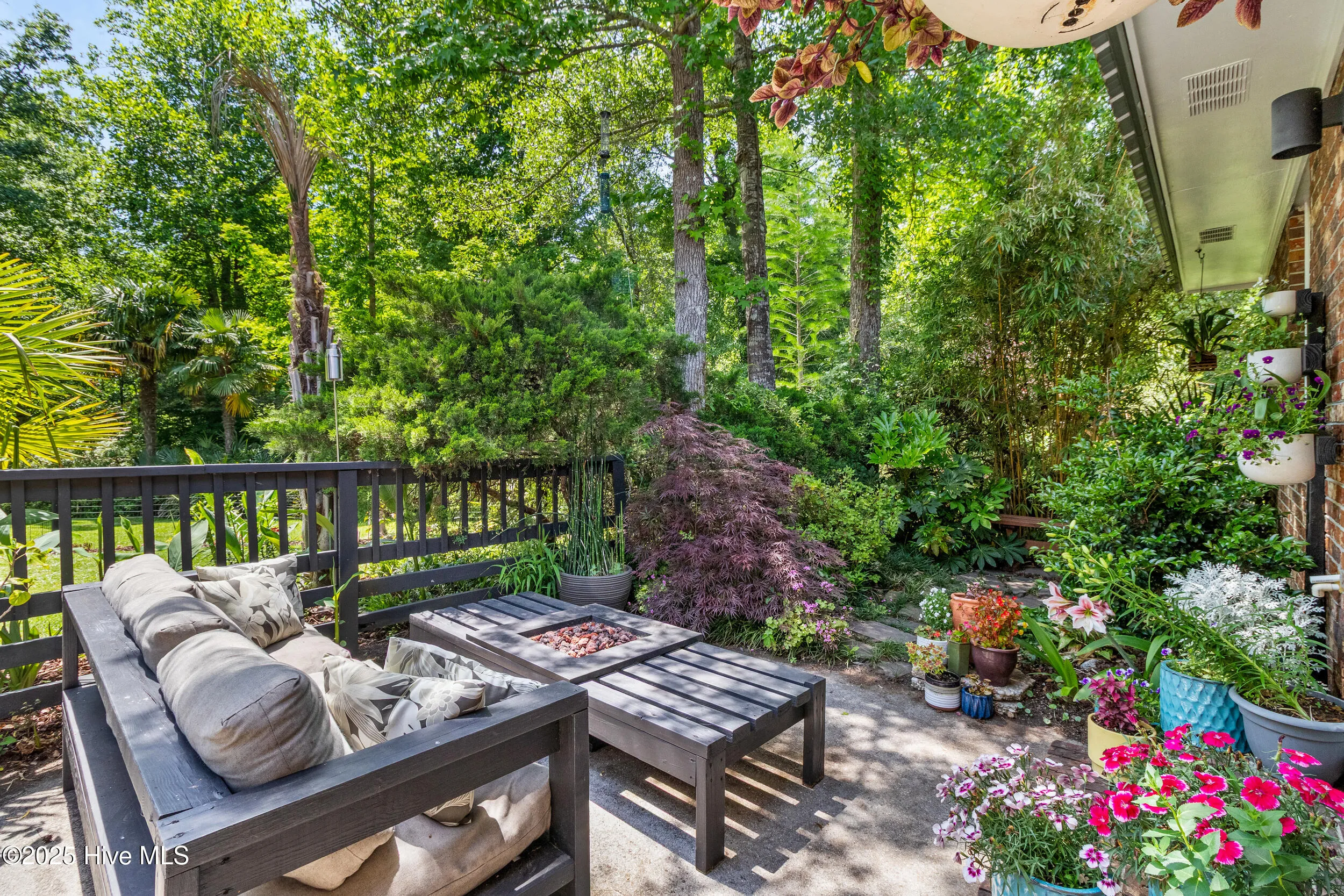 Castle Hayne, North Carolina 28429, United States, 3 Bedrooms Bedrooms, ,2 BathroomsBathrooms,Residential,Pending,120348