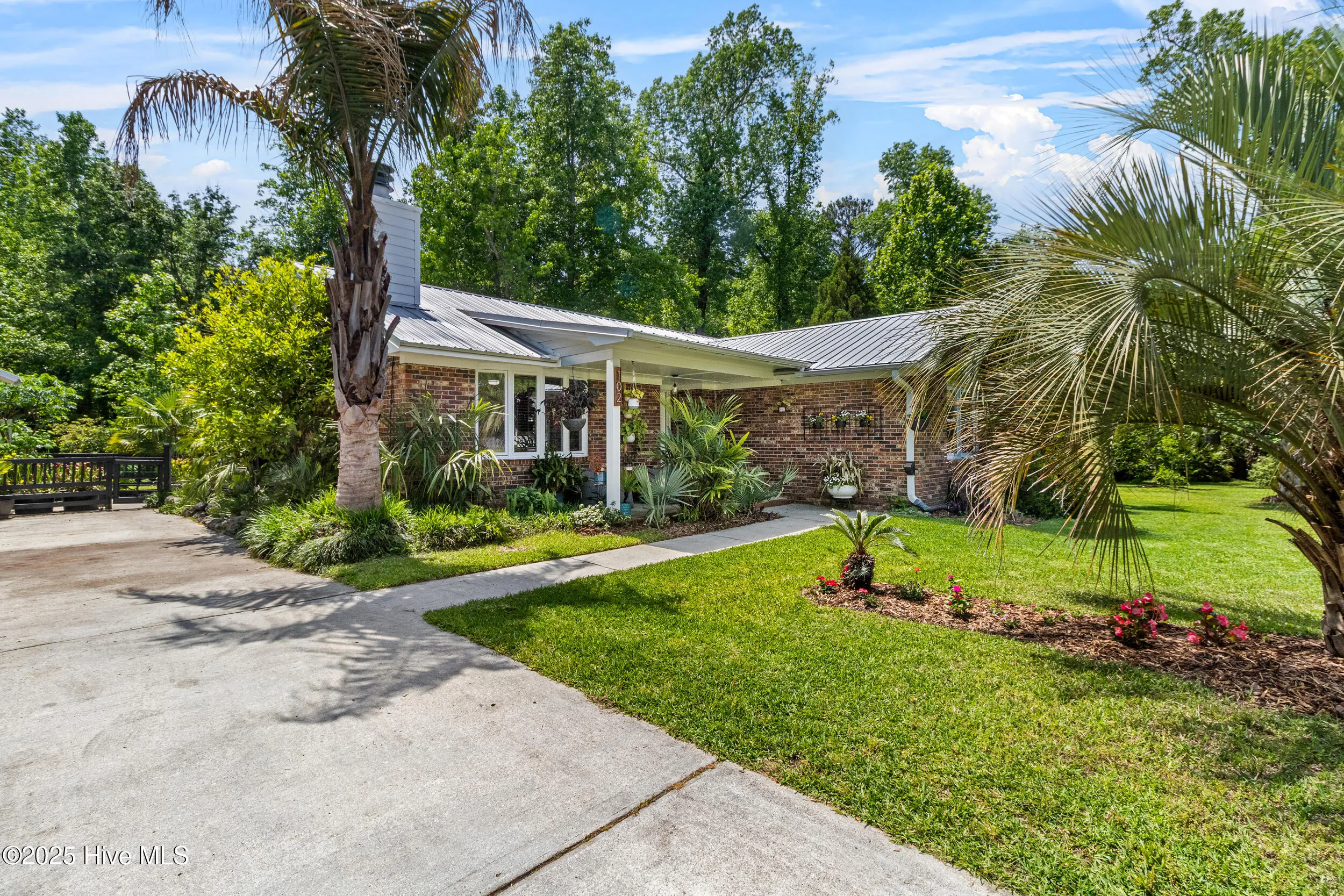 Castle Hayne, North Carolina 28429, United States, 3 Bedrooms Bedrooms, ,2 BathroomsBathrooms,Residential,Pending,120348