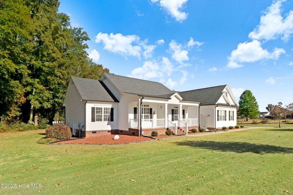 Photo of 3811 Trace Drive W, Wilson, NC 27893 (MLS # 100533095)