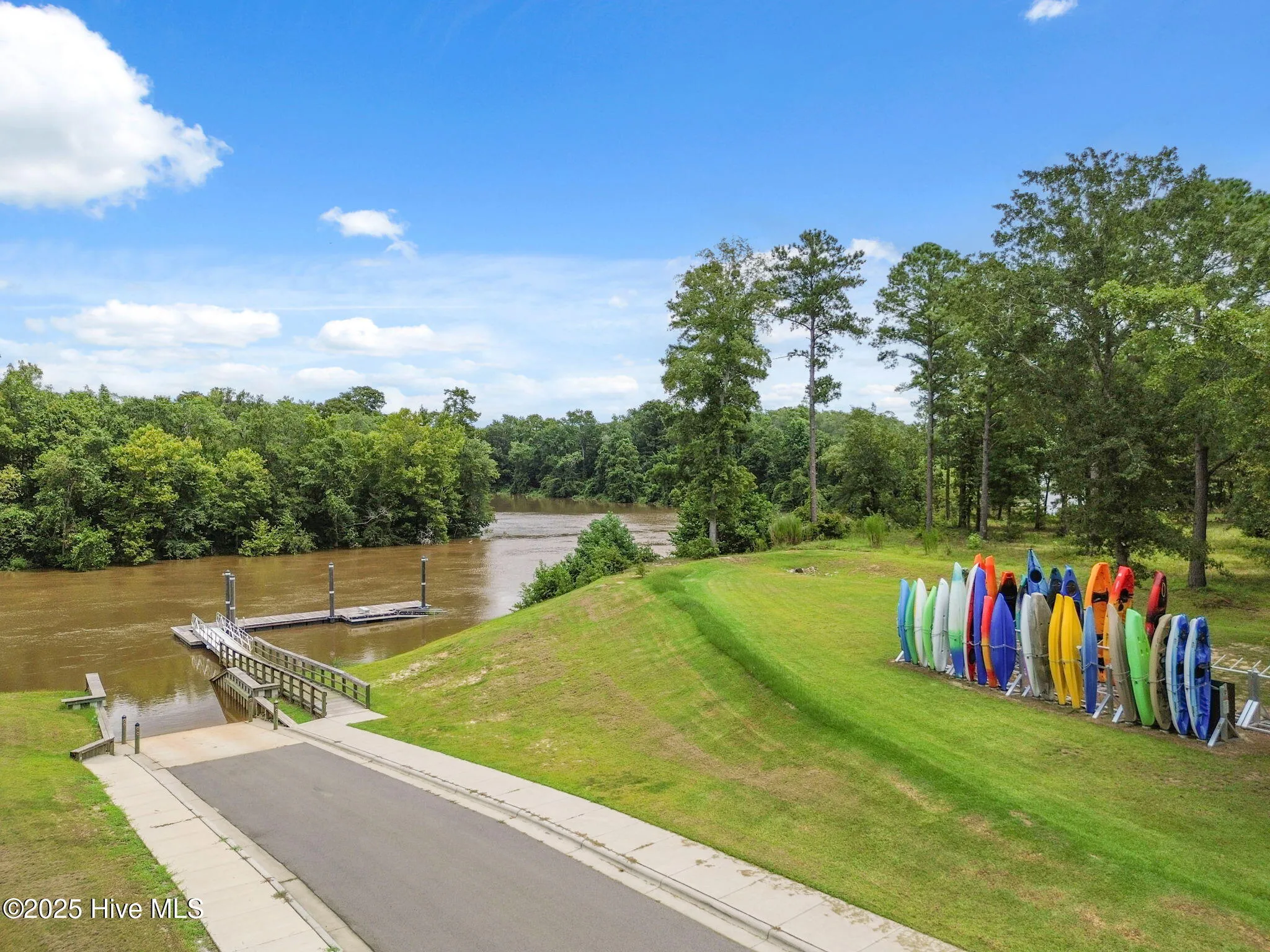 Leland, North Carolina 28451, United States, 4 Bedrooms Bedrooms, ,3 BathroomsBathrooms,Residential,Active,179338