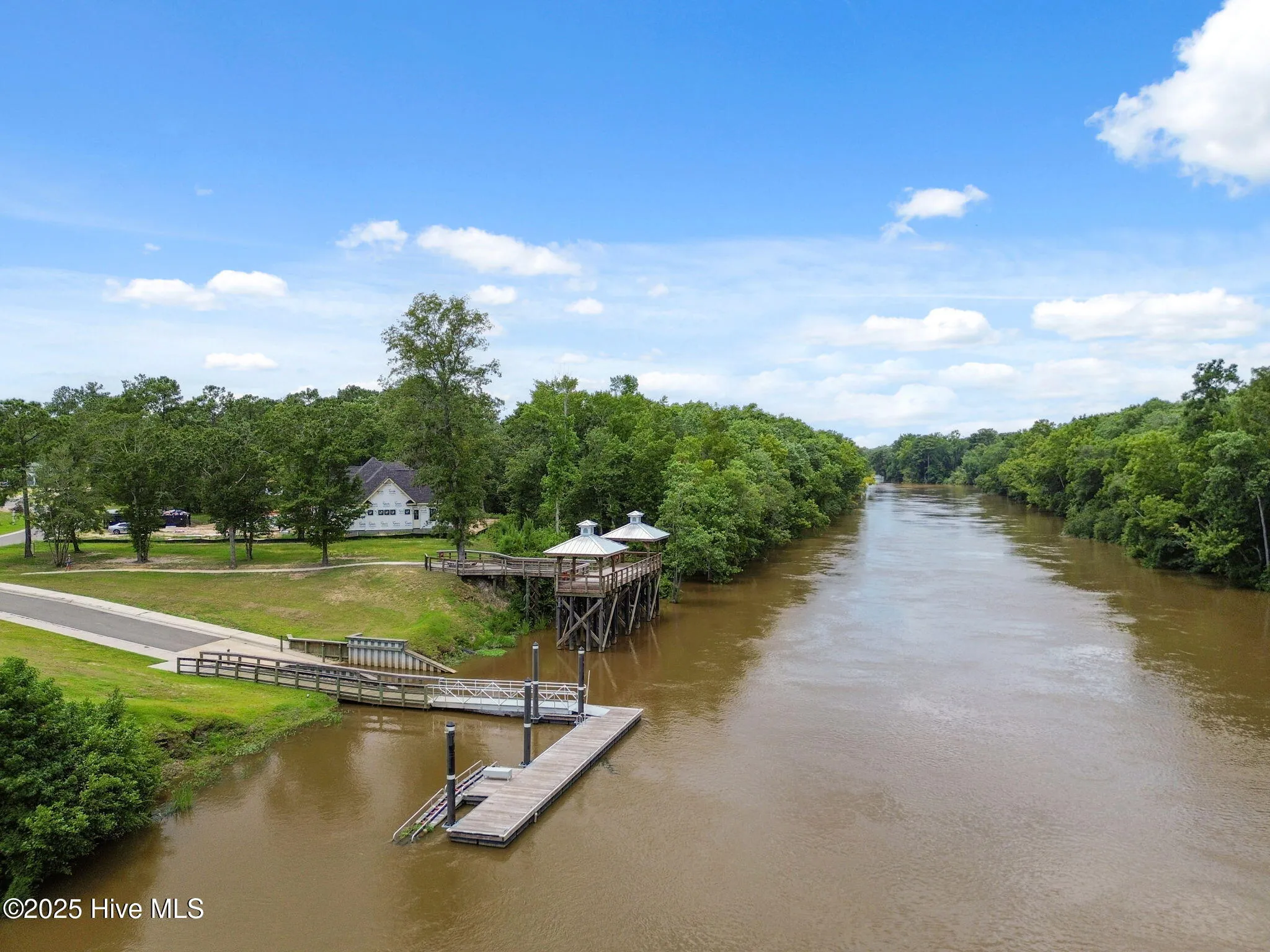 Leland, North Carolina 28451, United States, 4 Bedrooms Bedrooms, ,3 BathroomsBathrooms,Residential,Active,179338