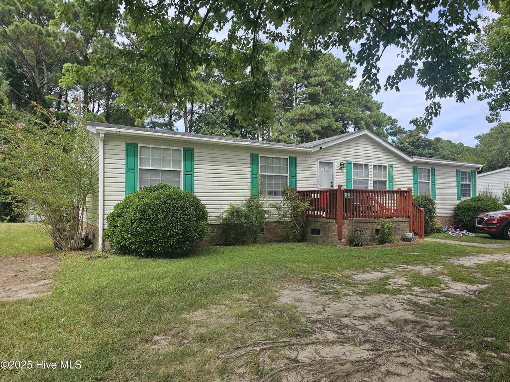 Photo of 124 Waterview Drive, Grandy, NC 27939 (MLS # 100534698)