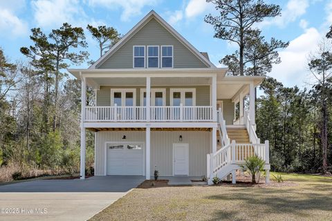 A home in Sneads Ferry