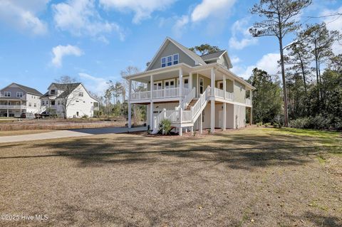 A home in Sneads Ferry
