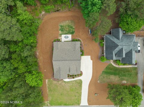 Single Family Residence in West End NC 222 Finch Gate Drive 51.jpg