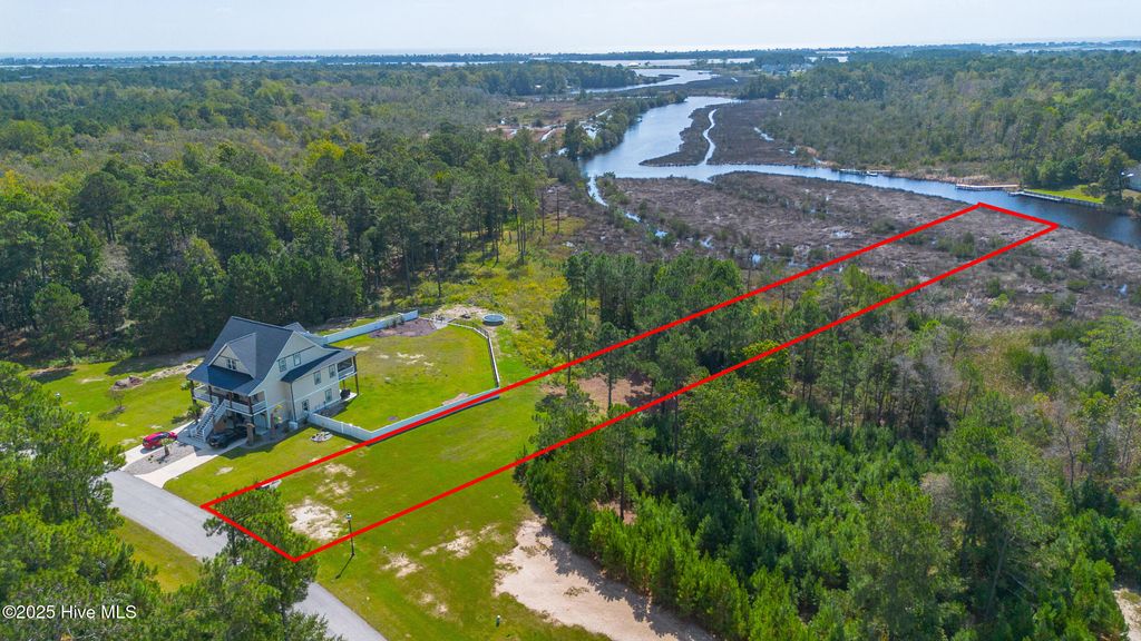 Photo of 268 Kings Creek Crossing, Holly Ridge, NC 28445 (MLS # 100534394)