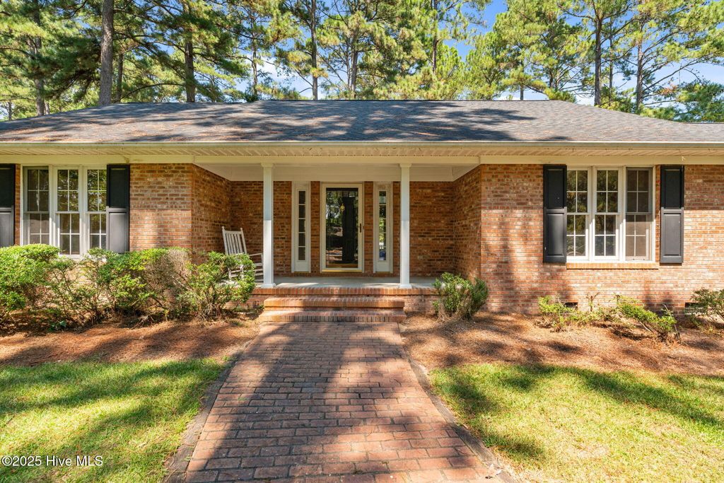 Photo of 30 Birdie Drive, Whispering Pines, NC 28327 (MLS # 100529299)