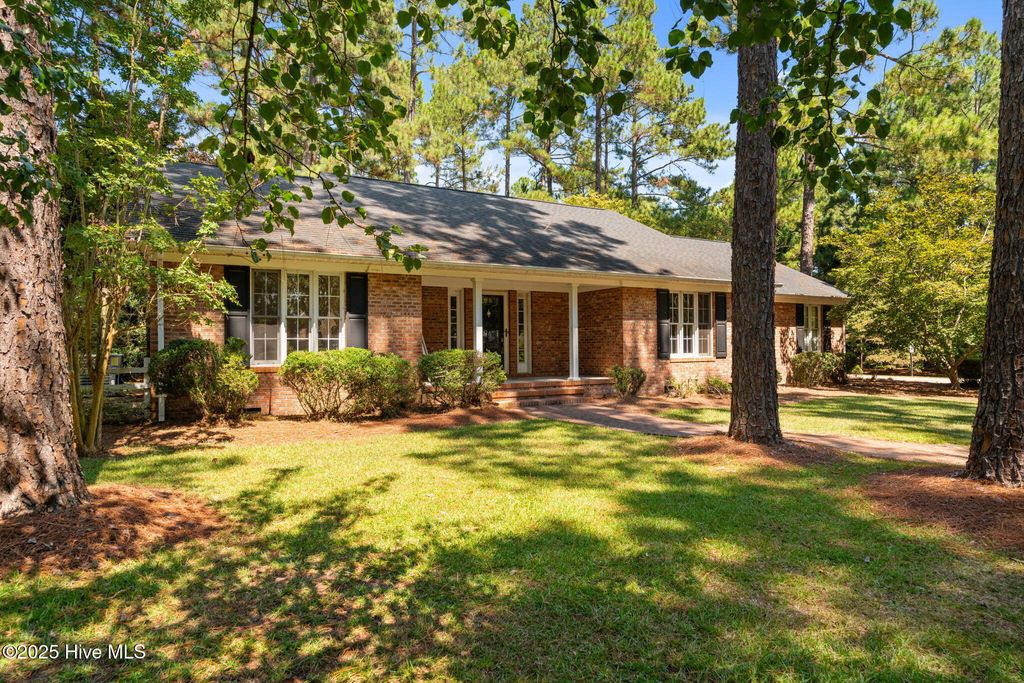 Photo of 30 Birdie Drive, Whispering Pines, NC 28327 (MLS # 100529299)