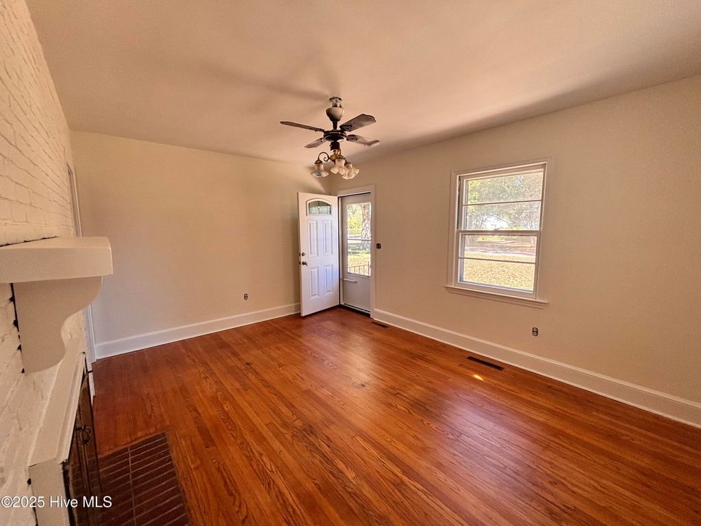 Photo of 401 Vann Drive, Clinton, NC 28328 (MLS # 100537099)