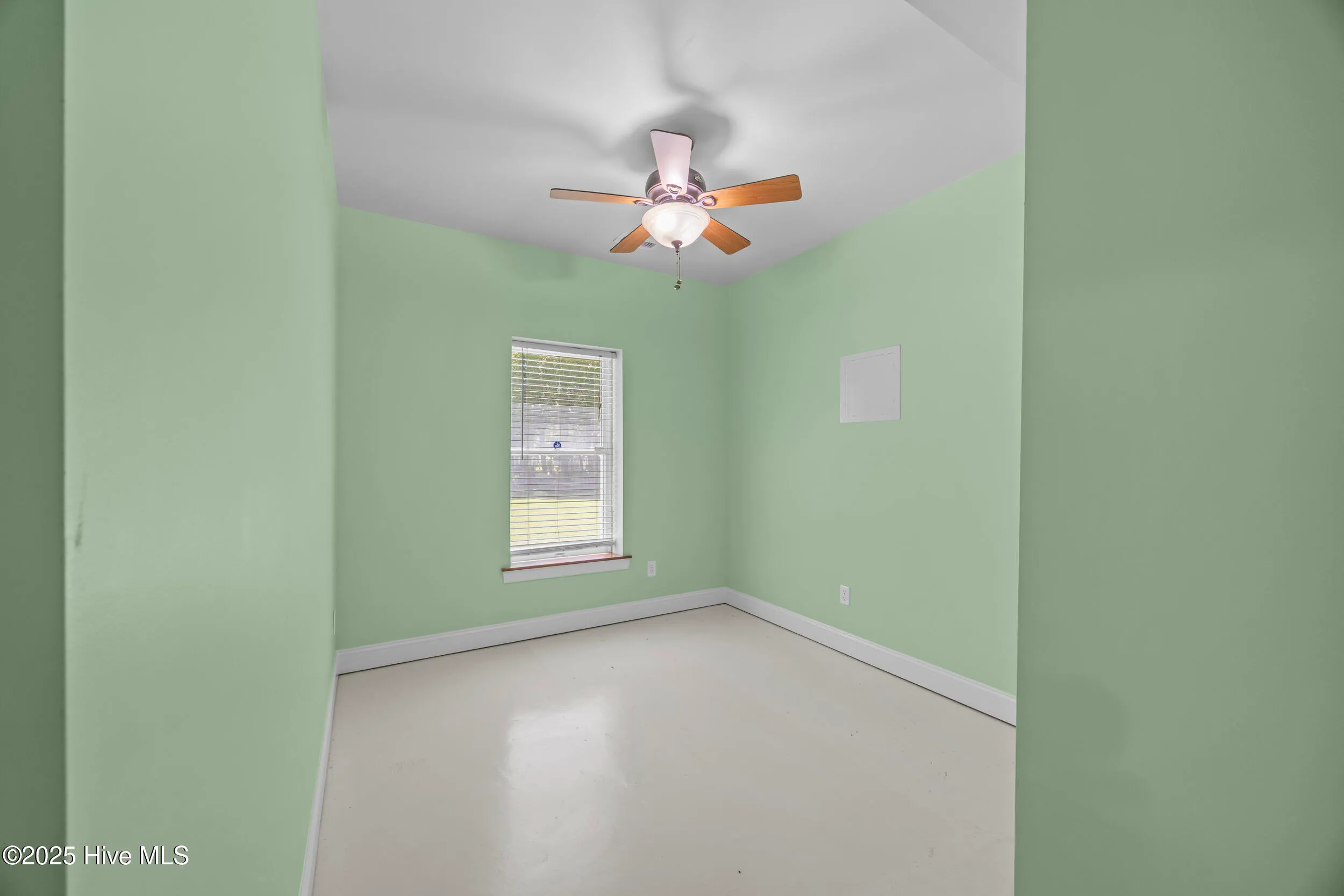 Hampstead, North Carolina 28443, United States, 4 Bedrooms Bedrooms, ,4 BathroomsBathrooms,Residential,Active,173487