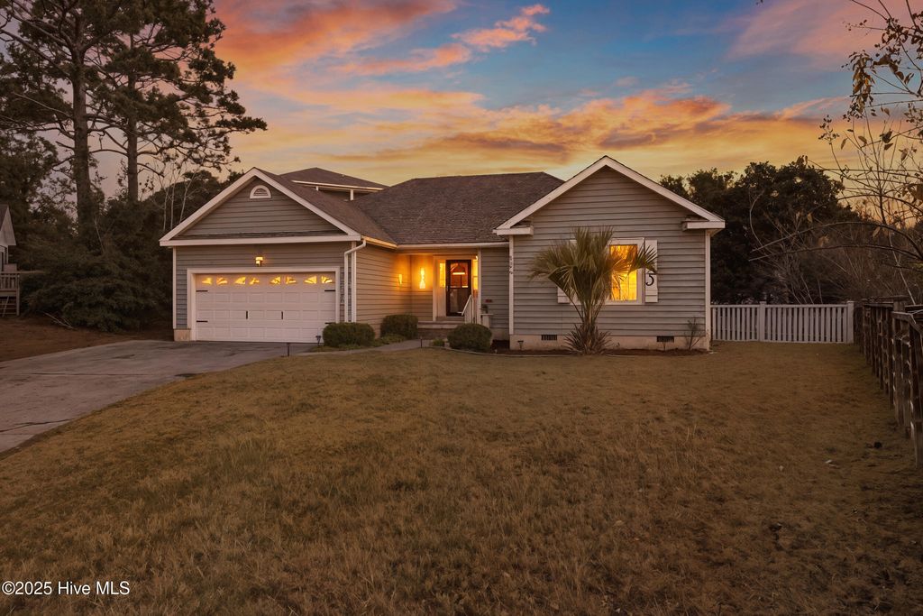 Photo of 506 Fern Creek Lane, Carolina Beach, NC 28428 (MLS # 100543917)