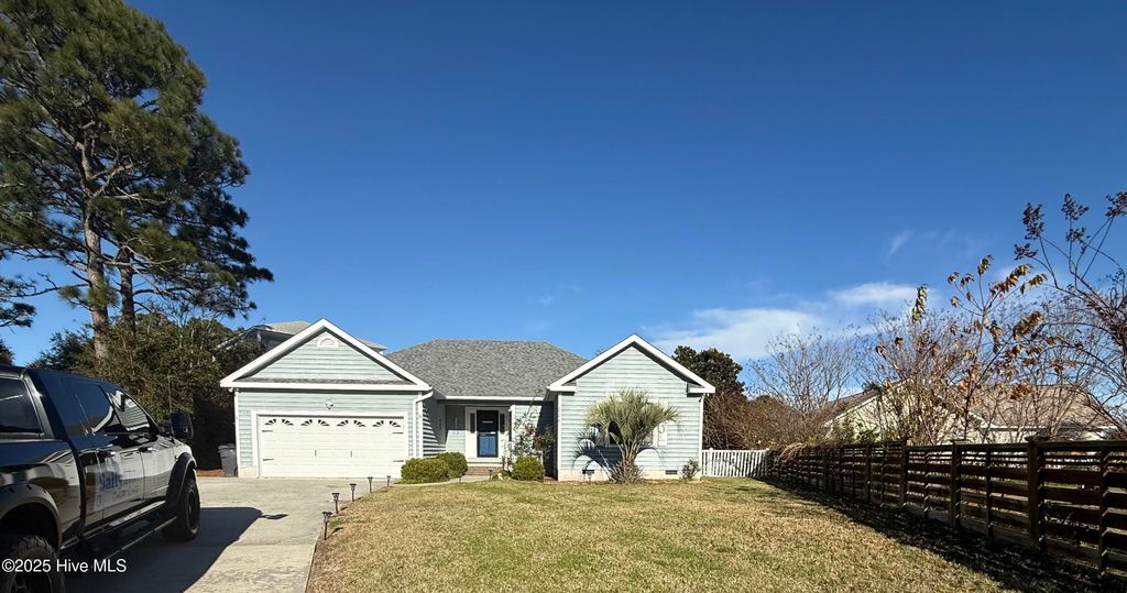 Photo of 506 Fern Creek Lane, Carolina Beach, NC 28428 (MLS # 100543917)