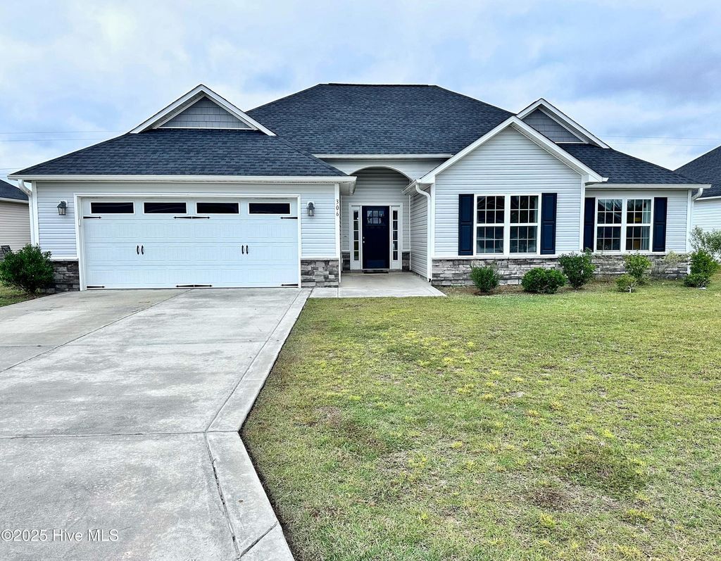 Photo of 306 Wood House Drive, Jacksonville, NC 28546 (MLS # 100536654)