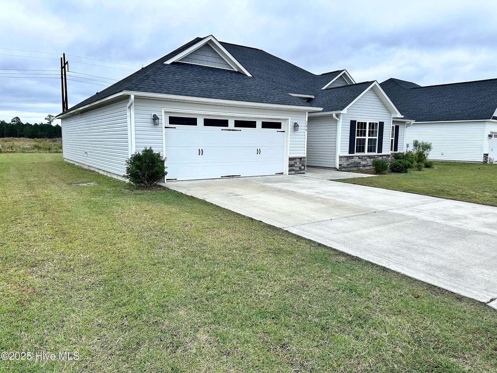 Photo of 306 Wood House Drive, Jacksonville, NC 28546 (MLS # 100536654)