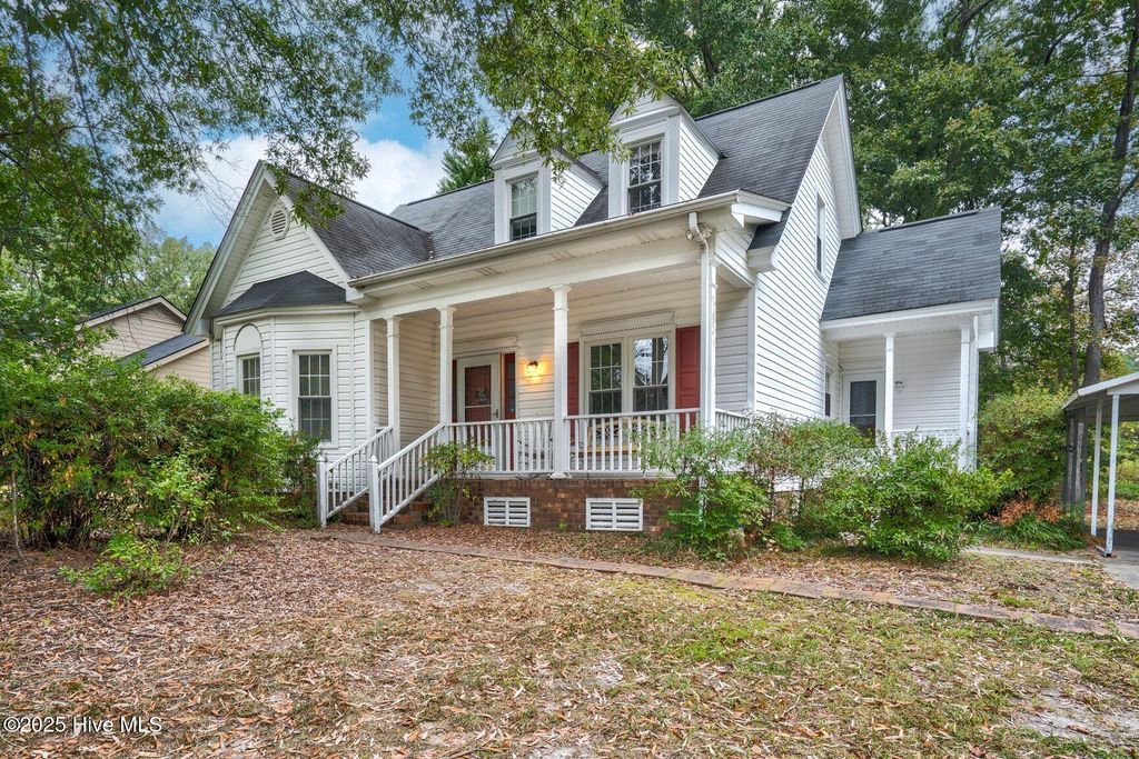 Photo of 1704 Old Barn Road, Rocky Mount, NC 27804 (MLS # 100533967)