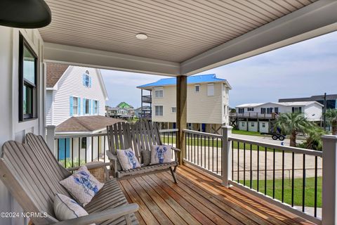 A home in Surf City