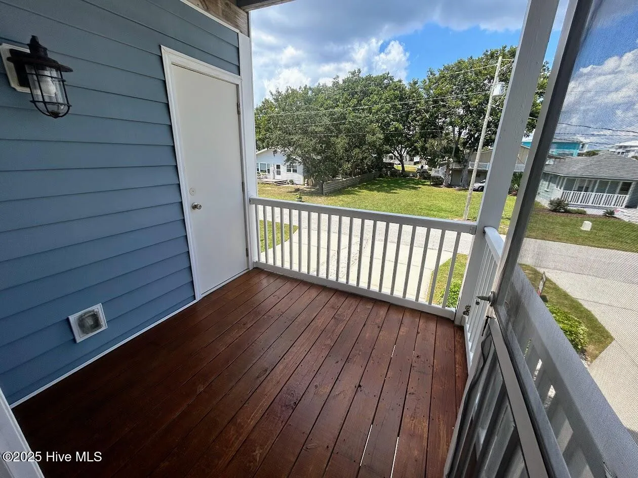 Carolina Beach, North Carolina 28428, United States, 2 Bedrooms Bedrooms, ,2 BathroomsBathrooms,Residential,Active,197608