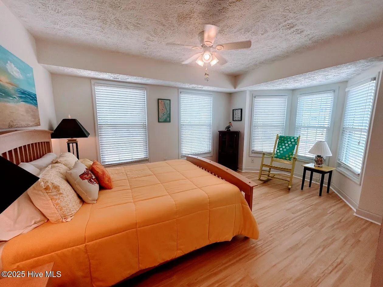 Carolina Beach, North Carolina 28428, United States, 2 Bedrooms Bedrooms, ,2 BathroomsBathrooms,Residential,Active,197608