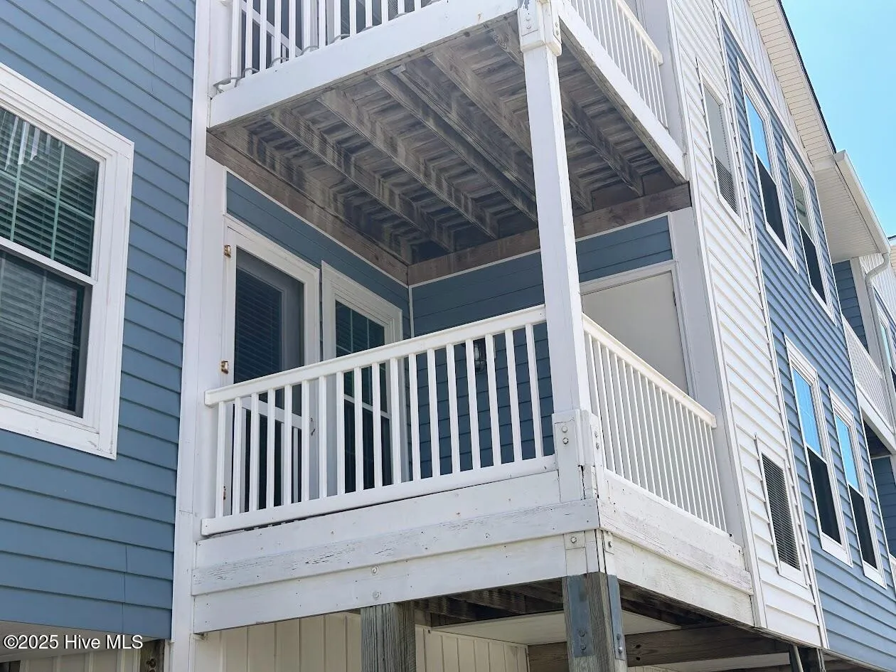 Carolina Beach, North Carolina 28428, United States, 2 Bedrooms Bedrooms, ,2 BathroomsBathrooms,Residential,Active,197608