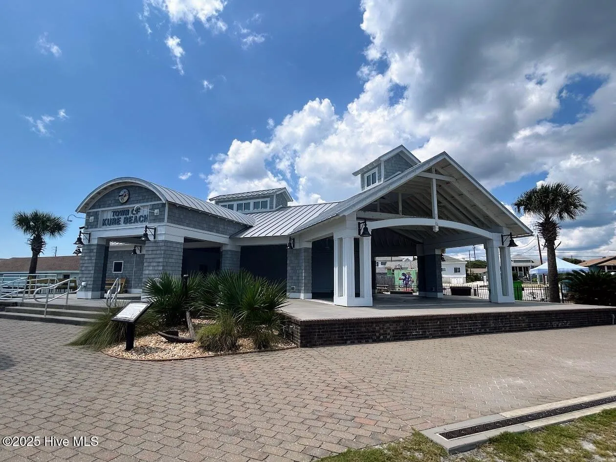 Carolina Beach, North Carolina 28428, United States, 2 Bedrooms Bedrooms, ,2 BathroomsBathrooms,Residential,Active,197608