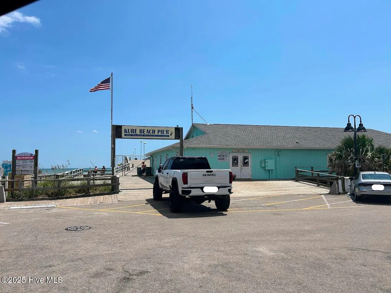 Carolina Beach, North Carolina 28428, United States, 2 Bedrooms Bedrooms, ,2 BathroomsBathrooms,Residential,Active,197608