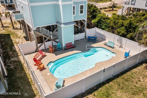 A home in Oak Island