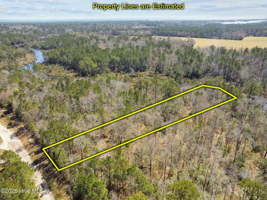 Photo of 314 Clearview Drive, Holly Ridge, NC 28445 (MLS # 100536843)