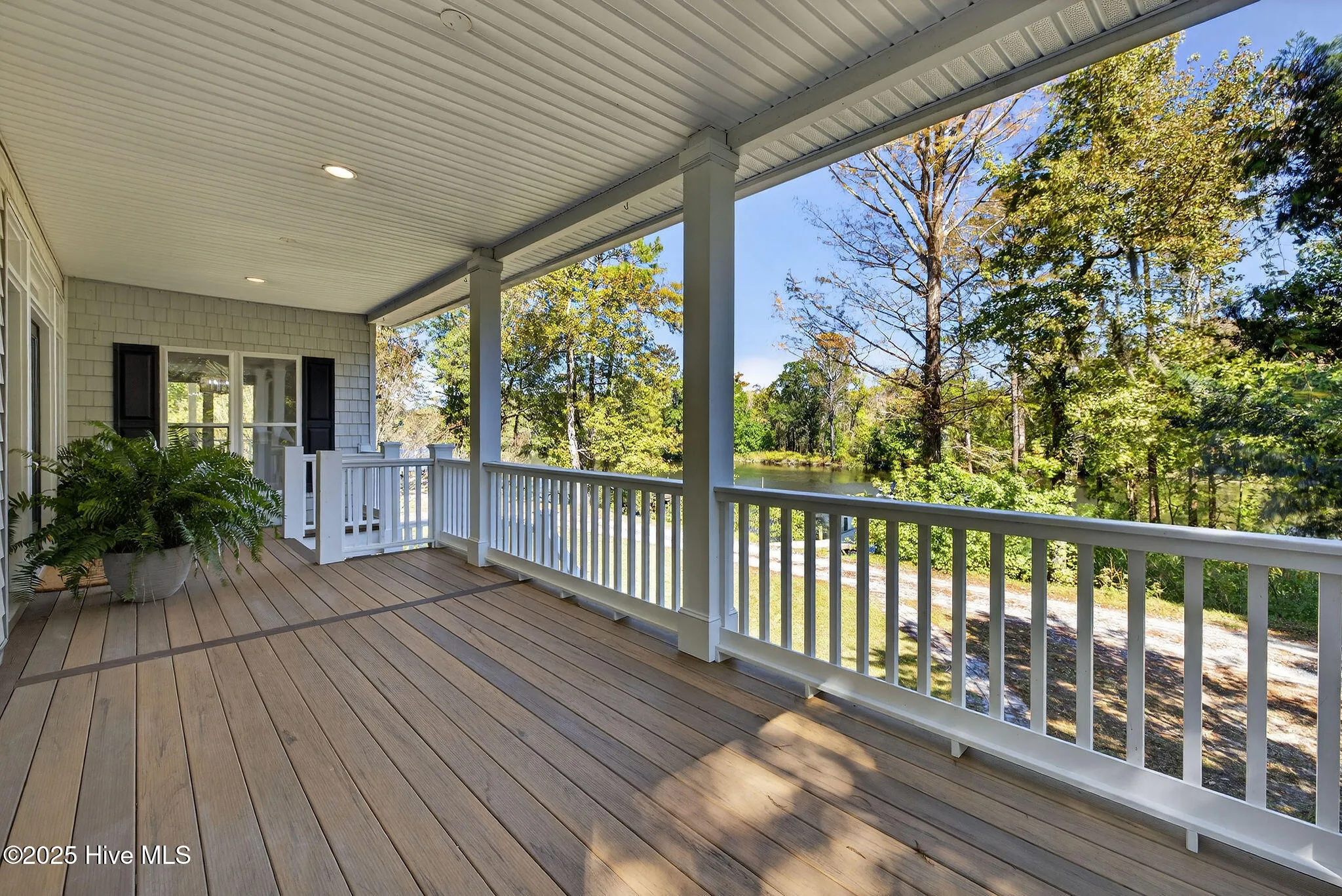 Rocky Point, North Carolina 28457, United States, 3 Bedrooms Bedrooms, ,2 BathroomsBathrooms,Residential,Active,230220