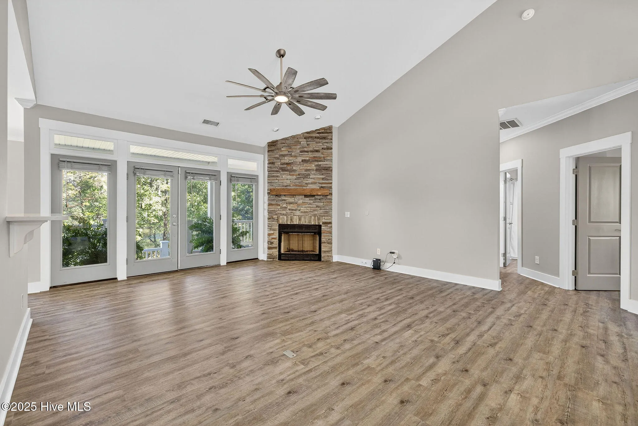 Rocky Point, North Carolina 28457, United States, 3 Bedrooms Bedrooms, ,2 BathroomsBathrooms,Residential,Active,230220