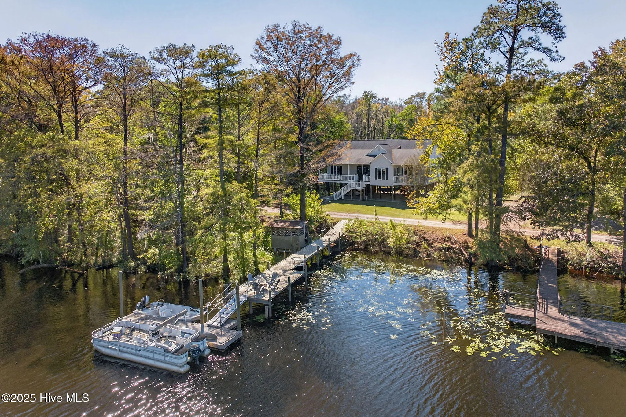 Rocky Point, North Carolina 28457, United States, 3 Bedrooms Bedrooms, ,2 BathroomsBathrooms,Residential,Active,230220