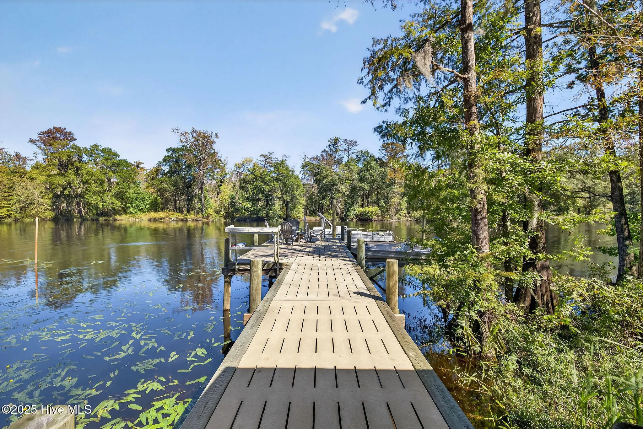 Rocky Point, North Carolina 28457, United States, 3 Bedrooms Bedrooms, ,2 BathroomsBathrooms,Residential,Active,230220
