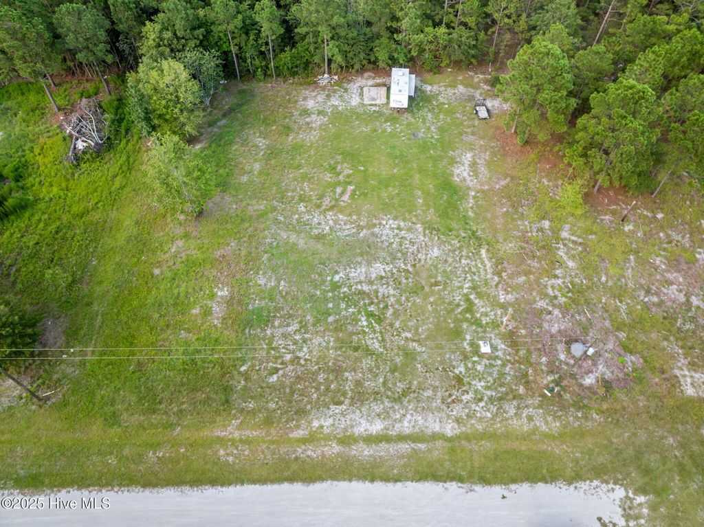 Photo of 134 Merry Lane, Holly Ridge, NC 28445 (MLS # 100523888)