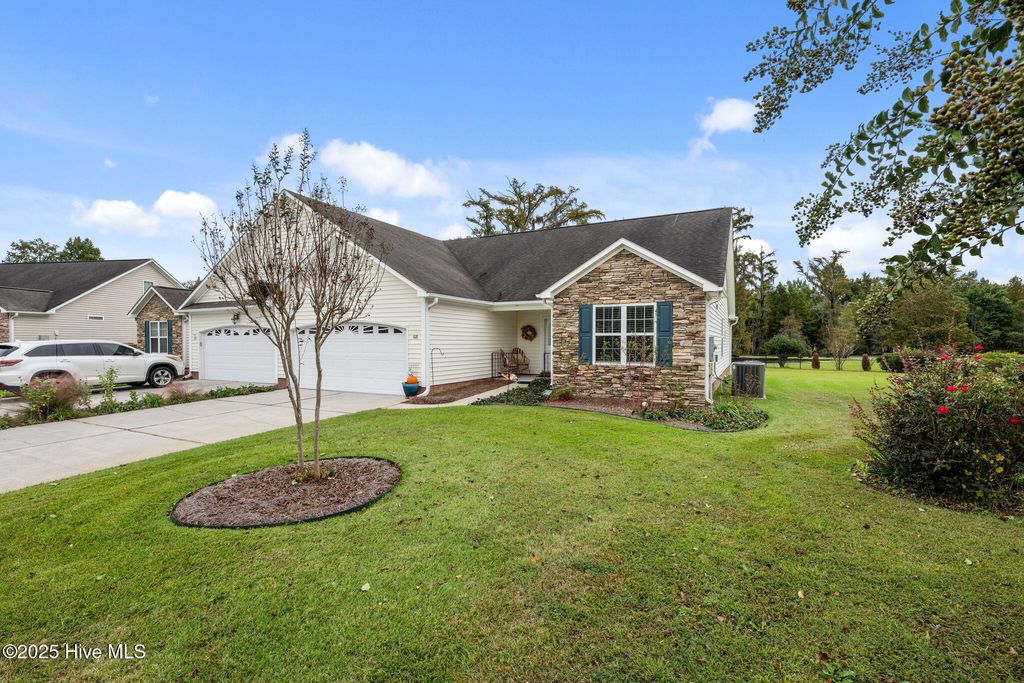 Photo of 108 Jordan Drive, New Bern, NC 28562 (MLS # 100535629)