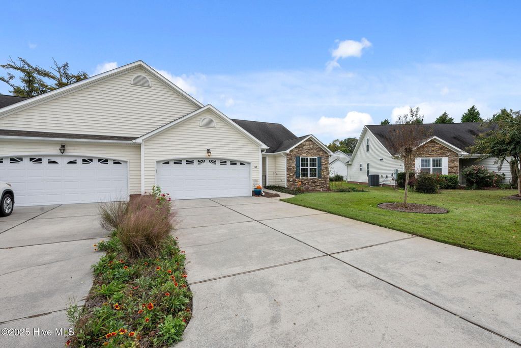 Photo of 108 Jordan Drive, New Bern, NC 28562 (MLS # 100535629)