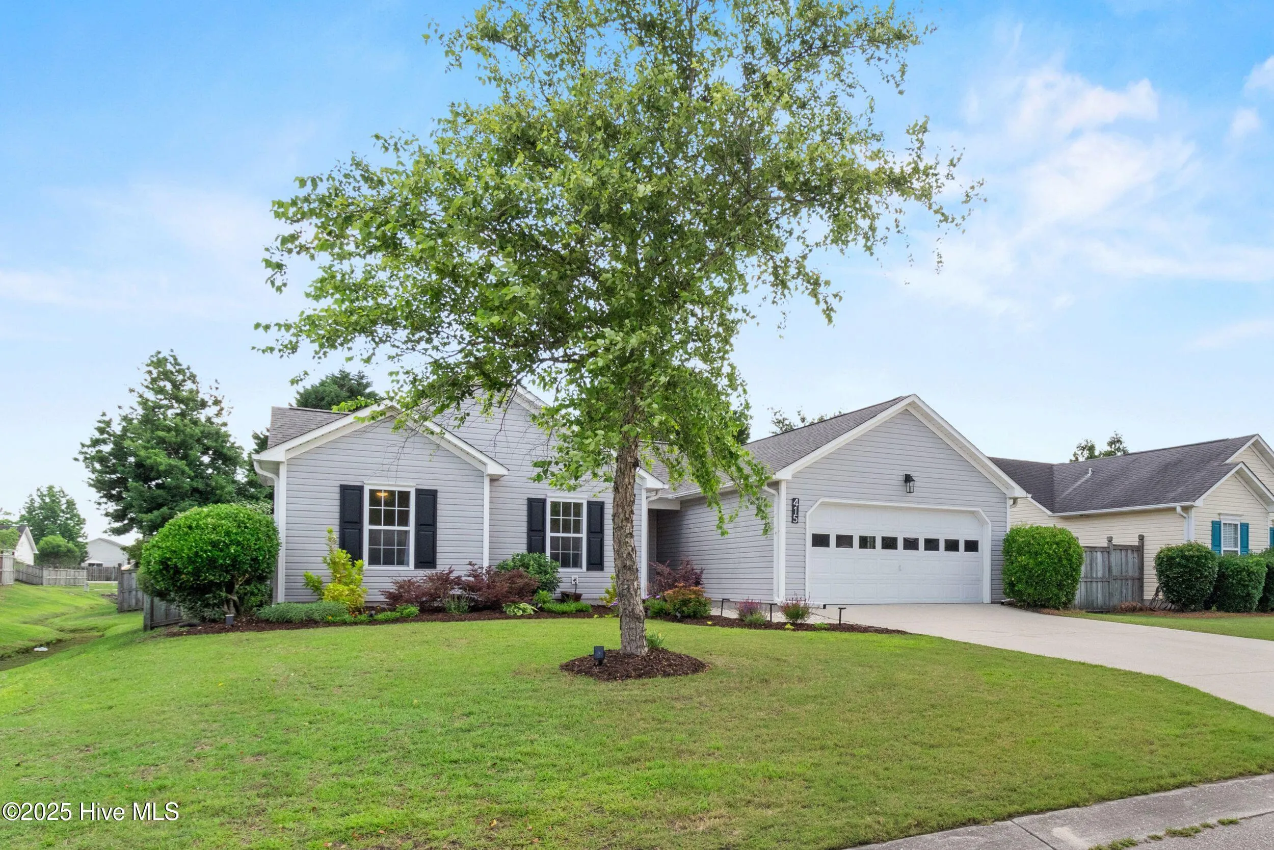 Wilmington, North Carolina 28411, United States, 3 Bedrooms Bedrooms, ,2 BathroomsBathrooms,Residential,Pending,136138