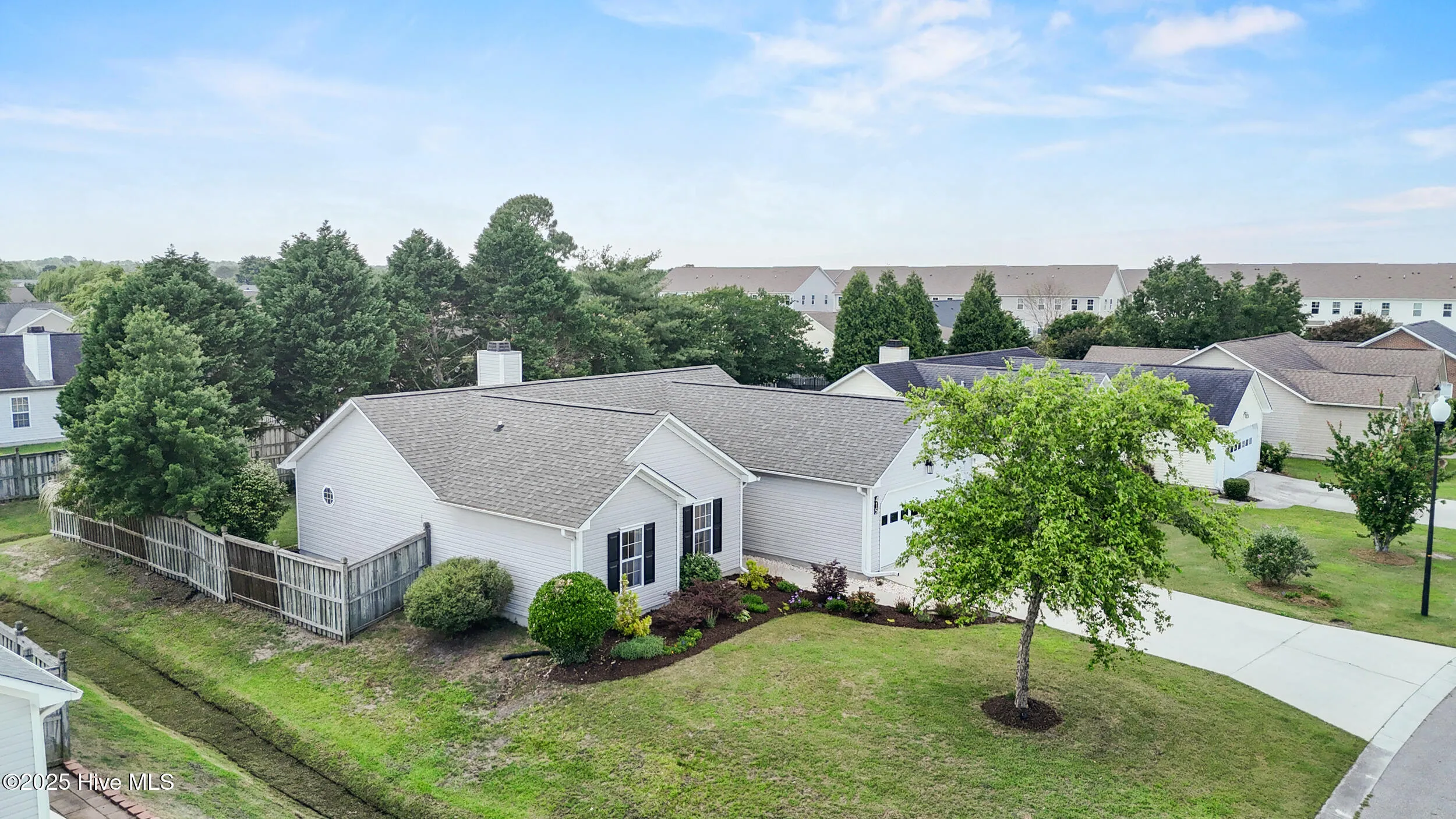 Wilmington, North Carolina 28411, United States, 3 Bedrooms Bedrooms, ,2 BathroomsBathrooms,Residential,Pending,136138