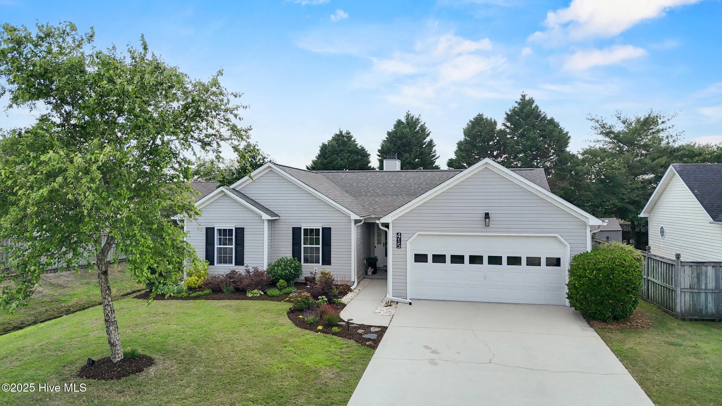 Wilmington, North Carolina 28411, United States, 3 Bedrooms Bedrooms, ,2 BathroomsBathrooms,Residential,Pending,136138