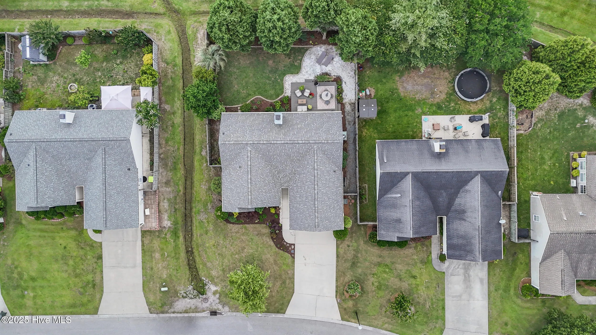 Wilmington, North Carolina 28411, United States, 3 Bedrooms Bedrooms, ,2 BathroomsBathrooms,Residential,Pending,136138