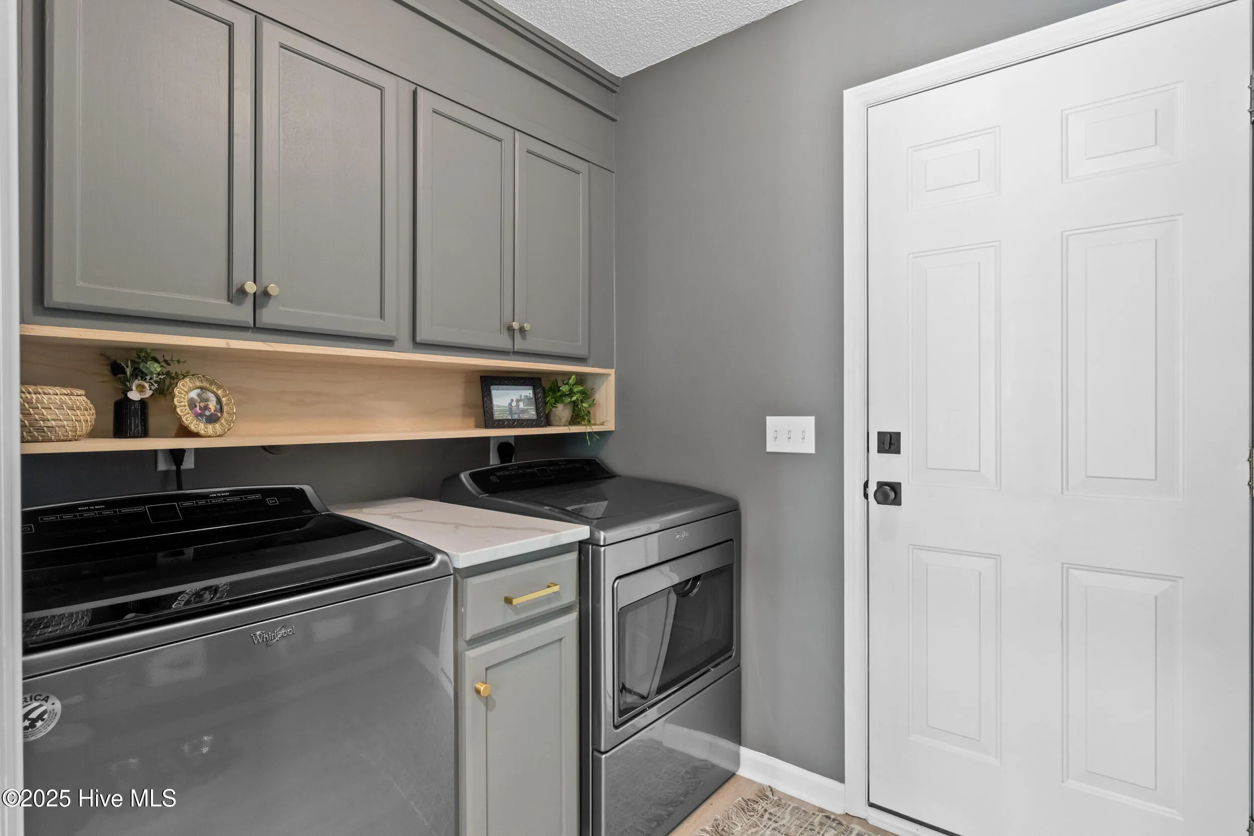 Wilmington, North Carolina 28411, United States, 3 Bedrooms Bedrooms, ,2 BathroomsBathrooms,Residential,Pending,136138