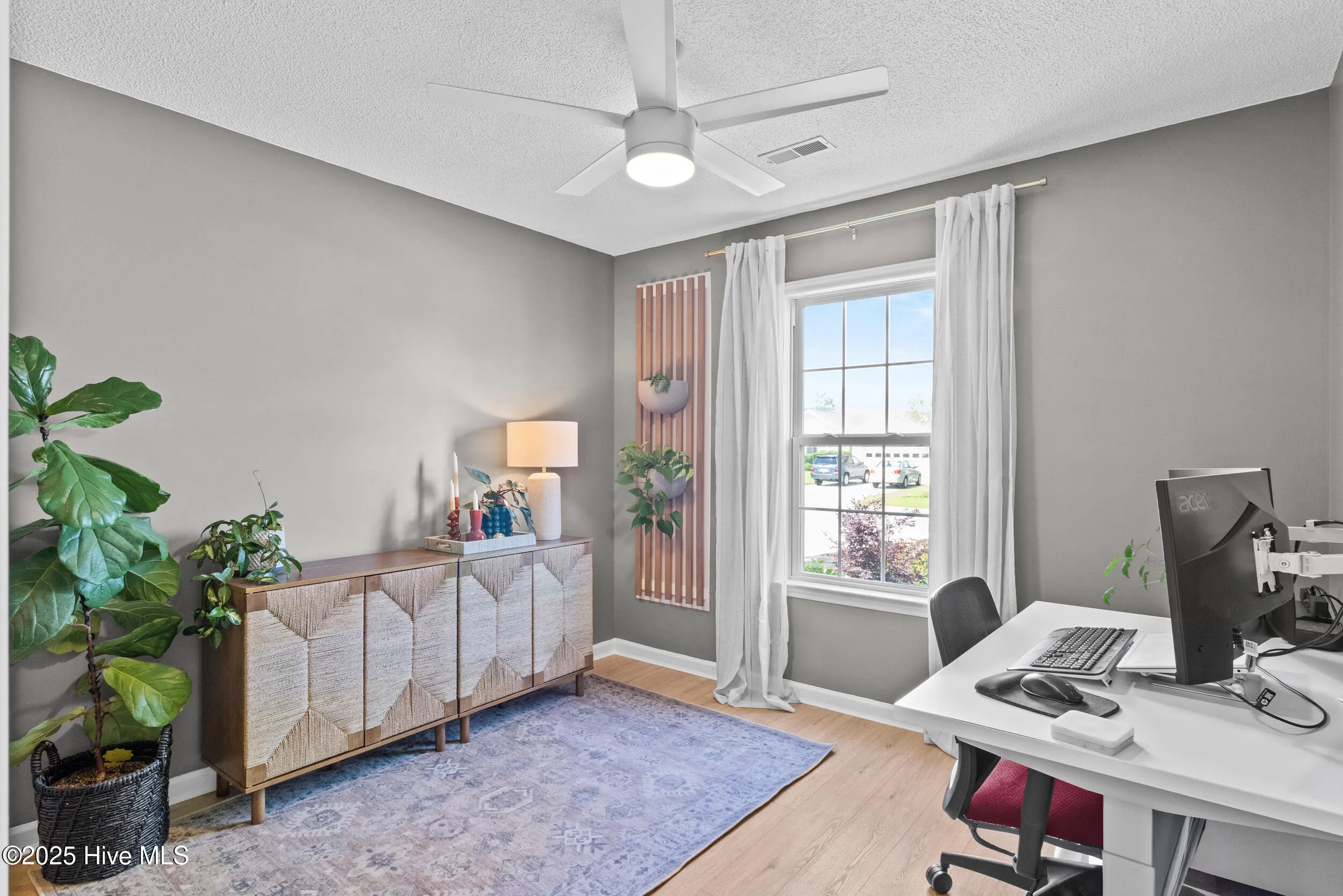 Wilmington, North Carolina 28411, United States, 3 Bedrooms Bedrooms, ,2 BathroomsBathrooms,Residential,Pending,136138