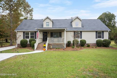 A home in Lake Waccamaw