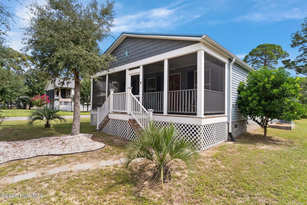 Photo of 138 NE 74th Street, Oak Island, NC 28465 (MLS # 100529995)