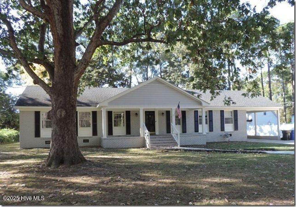 Photo of 905 Ensworth Road NW, Wilson, NC 27896 (MLS # 100537985)