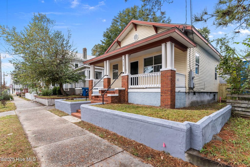 Photo of 717 Red Cross Street, Wilmington, NC 28401 (MLS # 100537713)