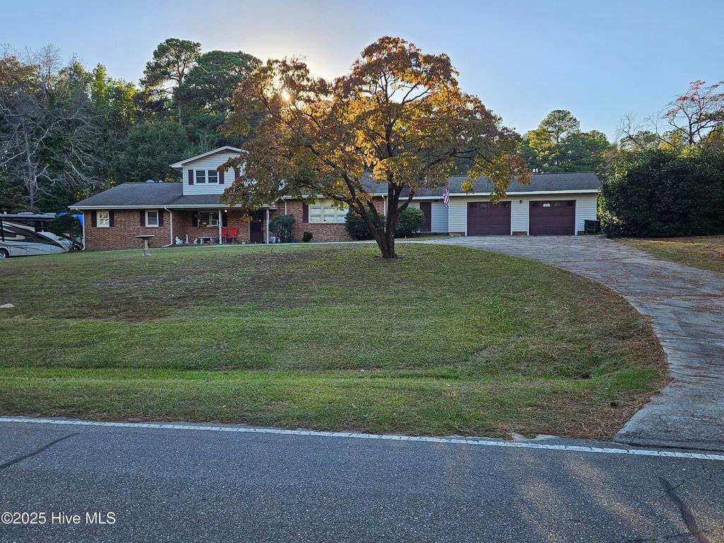 Photo of 707 Ridge Drive, Goldsboro, NC 27530 (MLS # 100536606)