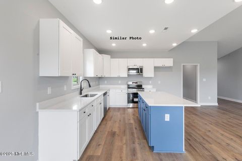 Tiny photo for 126 Brown Road, Jacksonville, NC 28540 (MLS # 100543010)