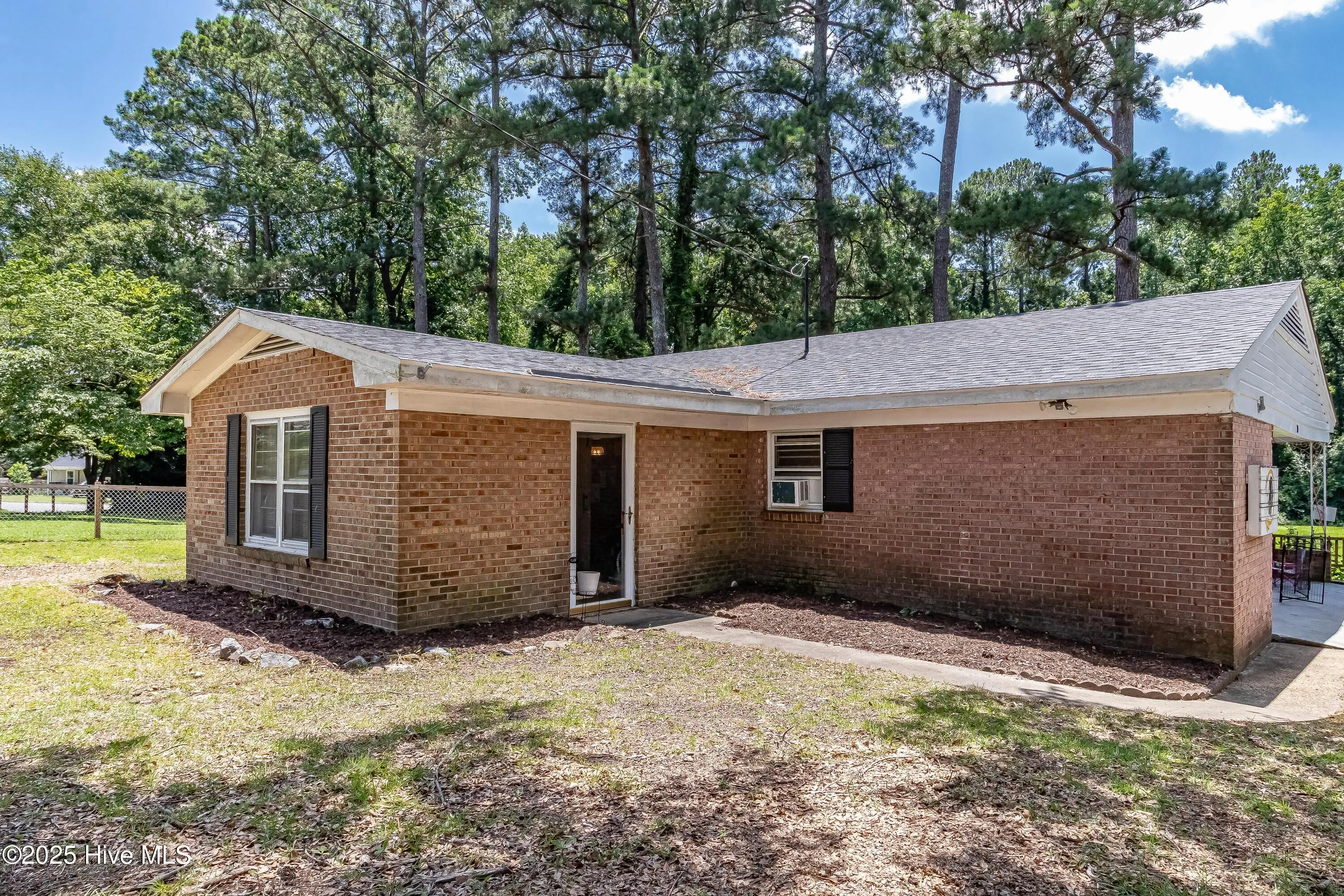 Goldsboro, North Carolina 27534, United States, 3 Bedrooms Bedrooms, ,2 BathroomsBathrooms,Residential,Active,163410