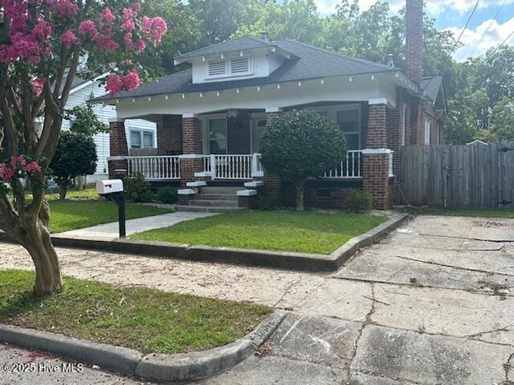 Photo of 906 Arlington Street, Rocky Mount, NC 27801 (MLS # 100521971)