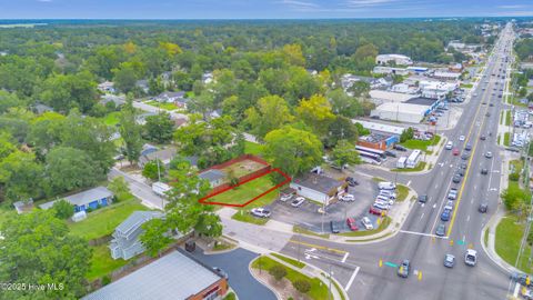Tiny photo for 6 Montgomery Avenue, Wilmington, NC 28405 (MLS # 100531329)